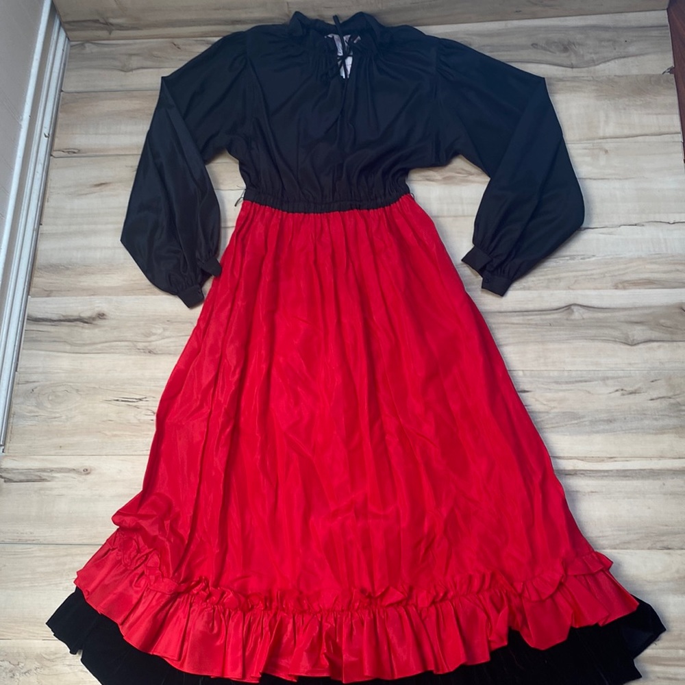 Adorable Long Sleeve Womens Dancing Dress Size S/M